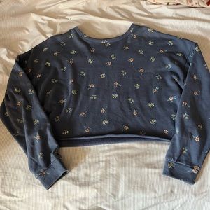 Floral crop long sleeve